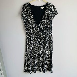 Loft Floral Knit Dress Black Cream Faux Wrap Ditsy Floral Lightweight Work 10